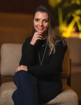 Gabi Sartori, arquiteta e cofundadora da NEUROARQ Academy
