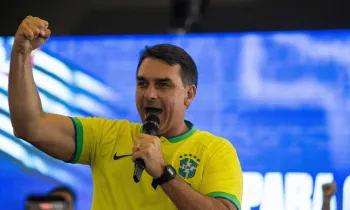 Fl�vio refor�ou nas �ltimas semanas suas cr�ticas a integrantes do STF