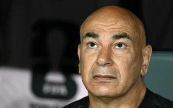 Hossam Hassan, em jogo da Copa do Mundo 2026 contra a Argentina - Roberto Schmidt / AFP