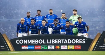Time do Cruzeiro na partida de ida contra o Flamengo pela Libertadores Foto: Gustavo Aleixo/ Cruzeiro