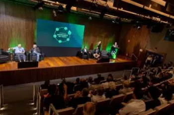 Ind�stria, academia e �rea produtiva se re�nem para dialogar sobre o potencial do pa�s e fazem alertas sobre amea�as contra o avan�o do mercado