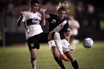 Spinelli em a��o pelo Vasco contra o Olimpia, em S�o Janu�rio, pela Copa Sul-Americana 2026 - Foto: Matheus Lima/Vasco da Gama