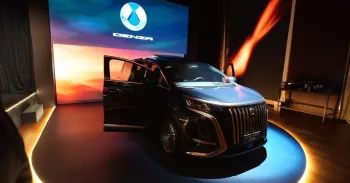 Denza B9 EV: minivan de luxo chega por R$ 800 mil Divulga��o