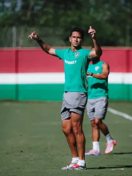 Ganso perdeu espa�o para Lucho Acosta ap�s a miocardite - LUCAS MER�OR / FLUMINENSE F.C.