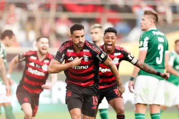 Danilo comemora gol na final da Libertadores 2025 entre Palmeiras e Flamengo. Foto: Gilvan de Souza/Flamengo/Divulga��o
