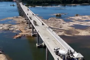 Registro de drone mostrou avan�o da obra da maior ponte de MT. Foto: @mgimoveisrurais