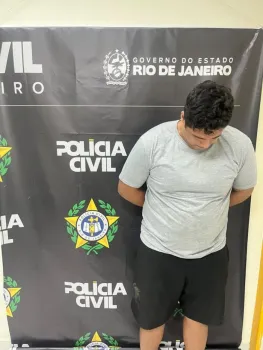 Davi Santos Machado se entregou na 53� DP, em Mesquita - Divulga��o/Pol�cia Civil