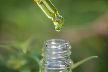 Canabidiol � fornecido em solu��o oral pela Farm�cia Estadual de Mato Grosso. Foto: Stock