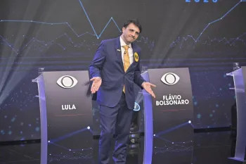 Renan Santos durante debate presidencial (Renato Pizzutto/Band)