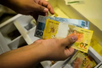 Governo prev� arrecadar R$ 636 bilh�es com novo imposto em 2027 - Foto: Reprodu��o