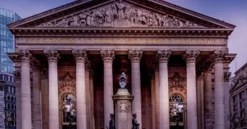 Bolsa de Valores em Londres BRENAC/Wikimedia Commons