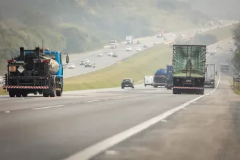 Conduzir um ve�culo com o licenciamento vencido � uma infra��o grav�ssima. Foto: Governo de SP