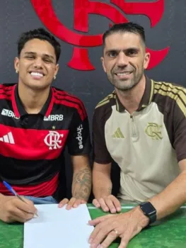 Juliano Viana � o novo refor�o do Flamengo - Divulga��o/Flamengo