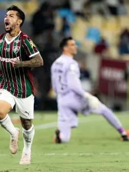 Vibra��o de Lucho Acosta em jogo do Fluminense