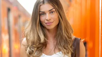 Ester Grazi Flor do Caribe - Divulga��o/ TV Globo