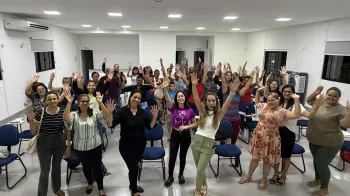 Foto da primeira turma do curso de Personal Organizer, realizado pelo IES