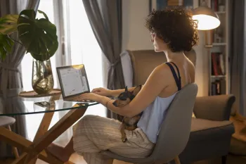 Home office: como ele pode fazer mal pra sa�de. Foto: Magnific