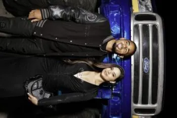 Gabriel Jesus e Raiane Lima no desfile da Philipp Plein em Mil�o