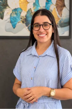 Denise Serafim, dentista e empreendedora