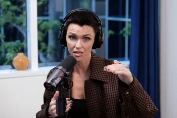 Ruby Rose explicou que foi acusada de homic�dio aos 15 anos durante sua recente apari��o no podcast 'Off the Vine'. Off the Vine with Kaitlyn Bristowe / YouTube