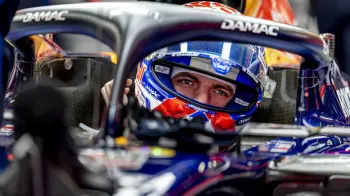 Max Verstappen (Red Bull) conquistou a pole position no circuito de Sepang.