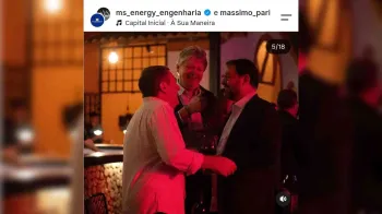 Empres�rio Massimo Parisi em conversa com Jaime Verruck, ex-diretor da Fiems, e S�rgio Longen. (Repr
