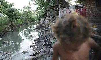 Moradores do Complexo da Mar� - � Arquivo/Fernando Fraz�o/Ag�ncia Brasil
