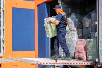 A��o de ajuda humanit�ria no Vale do Para�so