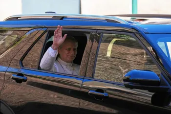 Papa Francisco retoma suas atividades por telefone ap�s cirurgia