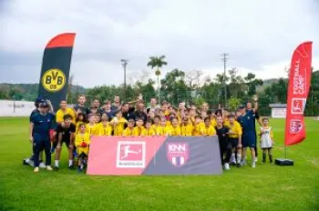 Jovens treinam com metodologia da Bundesliga em Blumenau