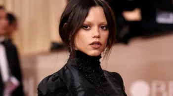 Jenna Ortega em ?Wandinha?, da Netflix. (Foto: Reprodu��o/Netflix)