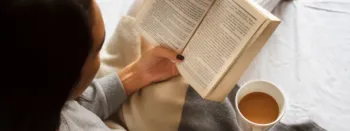 Ilustra��o sobre os benef�cios da leitura para a sa�de mental