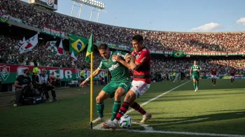 Jogadores do Flamengo comemoram gol durante o Campeonato Brasileiro 2026, em busca do bicampeonato na temporada.
