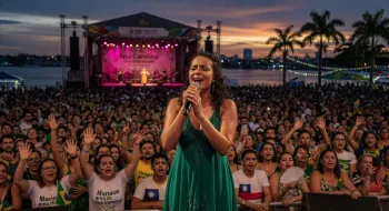 Ana Carolina se apresenta no Teatro Amazonas em Manaus, trazendo sua nova turn� com emocionantes performances e repert�rio diversificado.