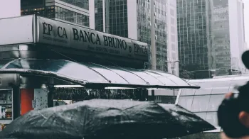 An�lise do cen�rio econ�mico brasileiro em 2026, destacando PIB, infla��o e decis�es do Copom sobre a Selic. (Pexels)