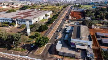 Evento de inova��o no Brasil destaca avan�os em IA, 5G e privacidade de dados, reunindo milhares de participantes em discuss�es sobre o futuro digital. (Pexels)