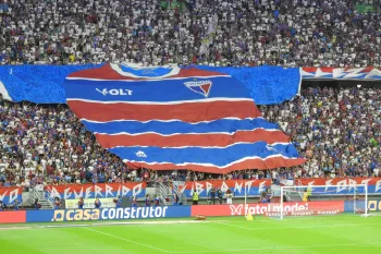 Jogadores do Flamengo em a��o durante o Campeonato Brasileiro 2026, buscando a lideran�a ap�s desempenho inst�vel na competi��o. (Pexels)