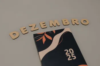 Agenda cultural brasileira cheia de eventos, shows e festivais que promovem a arte e a gastronomia entre 22 e 28 de junho de 2026. (Pexels)