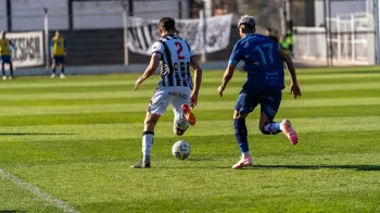 Torcida vibrante no est�dio durante partida do Brasileir�o S�rie A 2026, destacando a emo��o da disputa pelo t�tulo nacional. (Pexels)