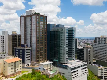 Evento de tecnologia em S�o Paulo destaca inova��o e regulamenta��o digital, atraindo startups e investidores. (Pexels)