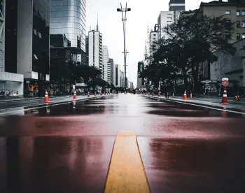 An�lise do impacto das taxas de juros e das reformas tribut�rias na economia brasileira em 2026. (Pexels)