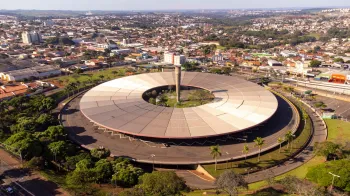 Brasil aprova estrat�gia de ci�ncia e tecnologia, focando em IA, regulamenta��o digital e inova��es at� 2034. (Pexels)