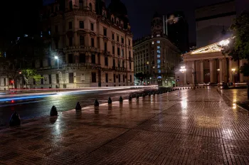 A corrida presidencial de 2026 se intensifica com novas propostas de candidatos e desafios para o governo Lula em reformas tribut�rias. (Pexels)