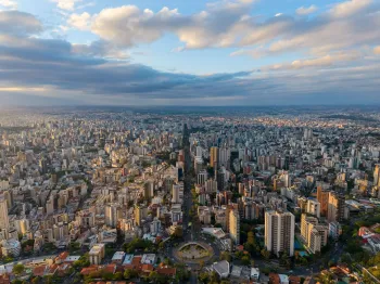 Imagem ilustrativa sobre a economia brasileira, com foco em juros, infla��o e mercado de trabalho. (Pexels)