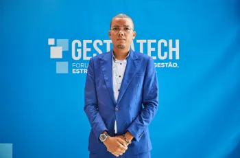 Imagens de eventos sobre tecnologia mostram a interatividade entre inova��o, regula��o digital e o futuro das startups no Brasil. (Pexels)