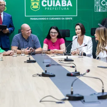 Michelle Bolsonaro visita Cuiabá e apoia criação de Centro de Referência para Autistas