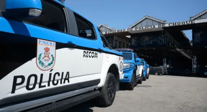 Pol�cia do Rio prende 13 e mata 4 em opera��o contra o Comando Vermelho