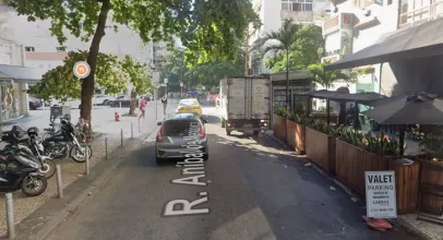 PM de S�o Paulo reage a assalto e atira em criminoso em Ipanema