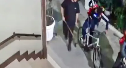 Justi�a mant�m presos seguran�as acusados de matar ciclista no Rio
