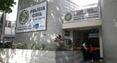 Policial de folga reage a assalto e criminoso � morto